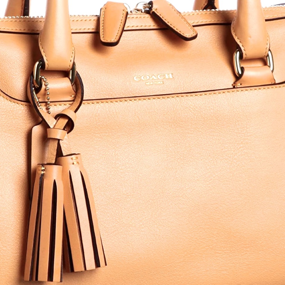 Coach Legacy Leather Bag - Picture 3 of 17